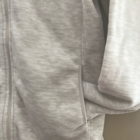 Oatmeal Fleece Zip Sweater - Picture 3 of 7